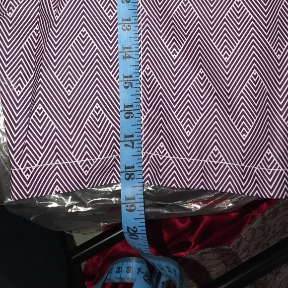 Saks Fifth Avenue Men’s Board Shorts - Picture 2 of 8